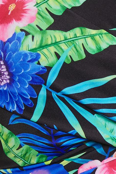 YOURS Plus Size Black Tropical Floral Print Underwired Bikini Top Yours Clothing