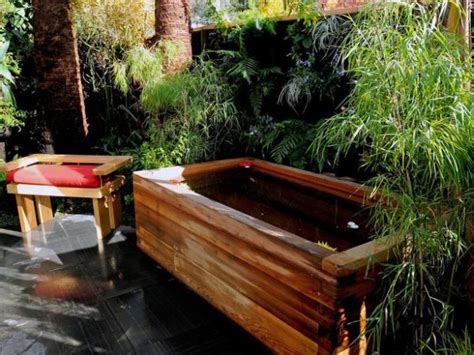 If you want, you can also take the tub outdoors