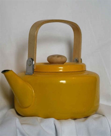 Vintage yellow enamel teapot | Etsy | Enamel teapot, Yellow enamel, Tea pots