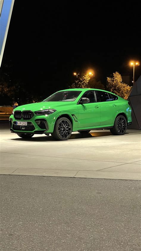 2022 Bmw X6 M Shines In A Beautiful Signal Green Color I Love The Cars