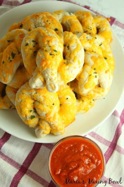 Cheesy Soft Pretzels Marias Mixing Bowl