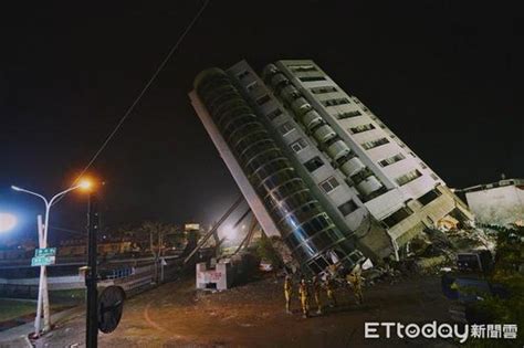 台湾花莲地震已致11人遇难 云翠大楼发现一具遗体新闻中心中国网