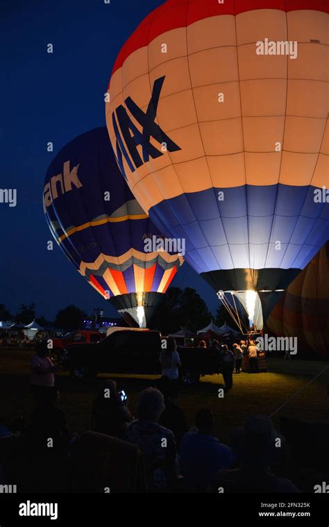 Hot Air Balloons Temecula Balloon And Wine Festival Stock Photo Alamy