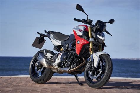 790 Duke Rival Bmw F900 R Launched At 990 Lakh