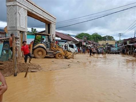 Aceh Selatan Dilanda Banjir Bandang 10 Alat Berat Dikerahkan Herald ID