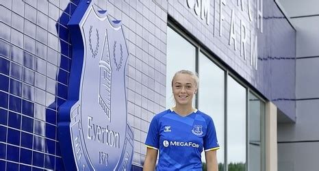 Record Breaking Everton Sensation Hanna Bennison Is A Prodigy Who Wants