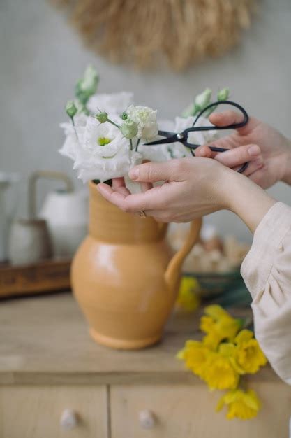 Premium Photo Close Up Of Hand Holding Flower Bouquet