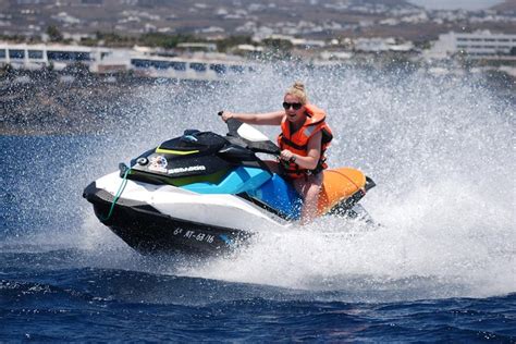 Tour In Moto D Acqua A Lanzarote Hellotickets