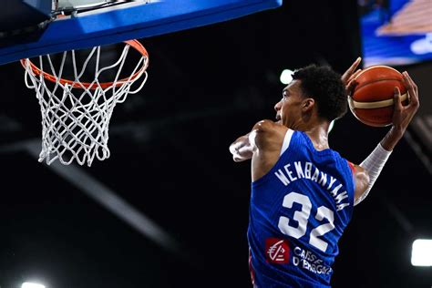 Frankreich Die Erste Deutsche Weltmeister Fordern Nba Riesen Victor