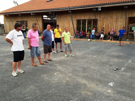 89 triplettes au concours de la fêtes Mairie de Coucouron