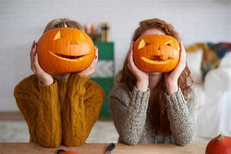 Tiny Pumpkin Face Carving: 10 Adorable Ideas for a Perfect Halloween!