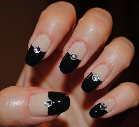 Black And White Nail Art Designs ~ Violet Fashion Art