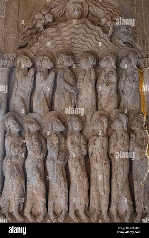 Relieve de Pentecostés siglo XI primer Maestro claustro de Santo