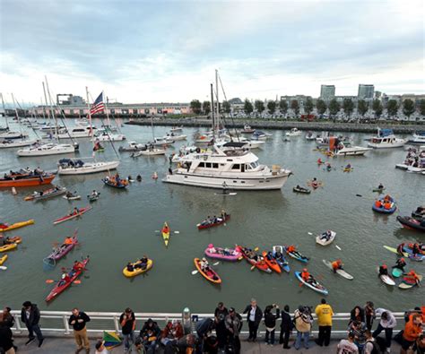 Ballpark Quirks Splashing Down In San Francisco S McCovey Cove At AT T