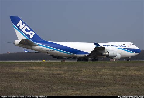 JA05KZ Nippon Cargo Airlines Boeing 747 4KZF Photo By Roberto Bianchi