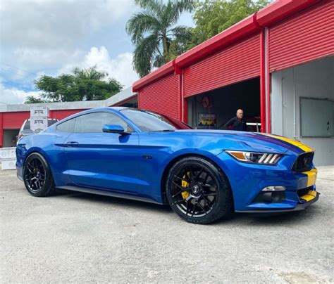 Ford Mustang GT S550 Blue RTR Tech 7 Wheel Front