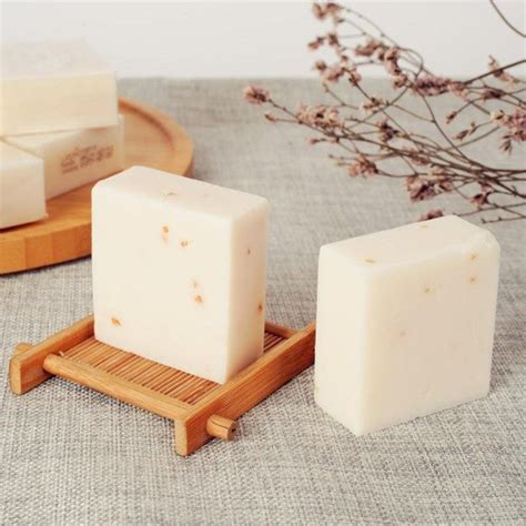 1pc Handmade Rice Milk Soap Collagen Vitamin Skin Home Travel Bath