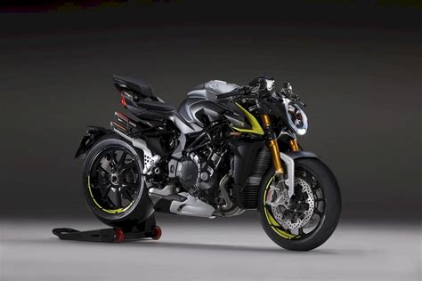 Mv Agusta Brutale Rr Hyper Naked Dalla Potenza Mostruosa