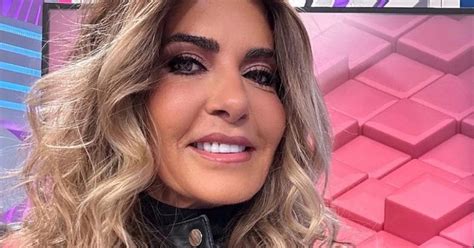 Marisa Martín Blázquez con cazadora motera y leggings bomba de Zara