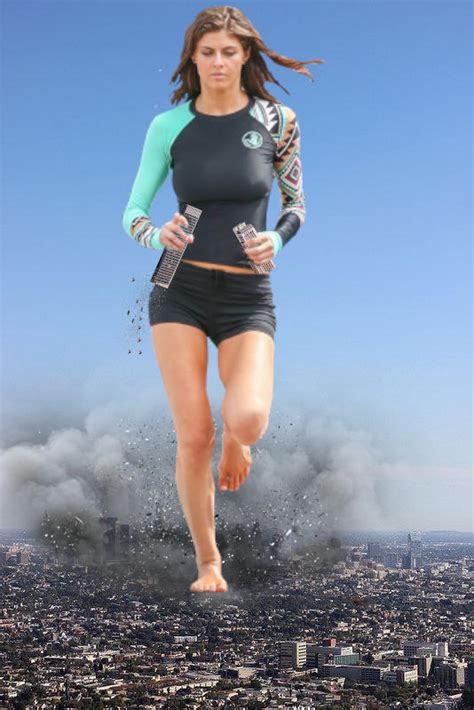 Running Giantess By Lowmario7 On Deviantart