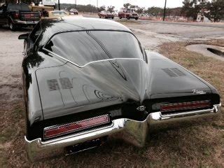 A Modified 1972 Buick Riviera BoattailAUTO MUSEUM ONLINE