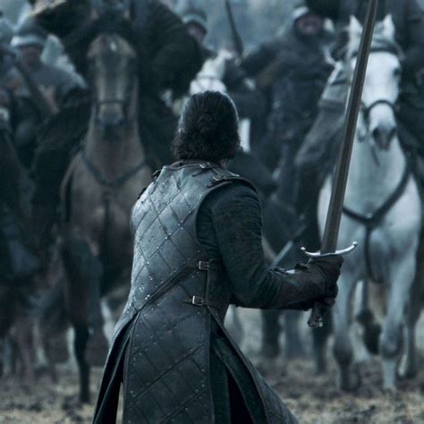 Jon Snows Rubber Sword In The Battle Of The Bastards Has The Internet