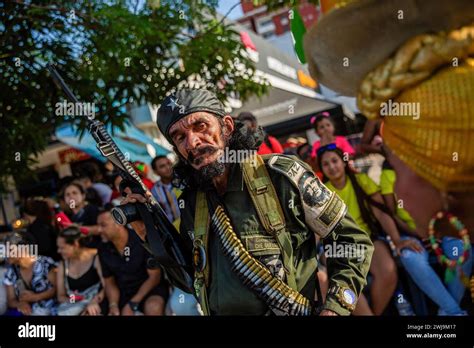 Colombia Guerrilla Hi Res Stock Photography And Images Alamy