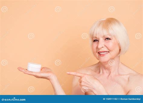 Close Up Photo Beautiful Amazing Mature She Her Aged Model Lady Recommend New Procedures Hold