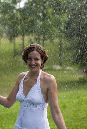 Milf Next Door I Wish Wanda Curtis From Hungary 32342210 022 778d Porn Pic