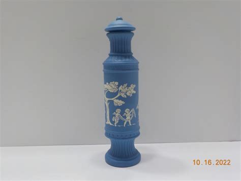 Vintage Avon Avonshire Blue Lidded Bottle 22 Empty Decanter Etsy