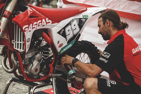 Motos Pro Curioseando La GASGAS EC 250F De EnduroGP De Andrea Verona