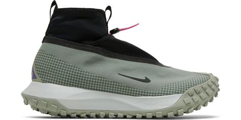 Купить кроссовки Nike ACG Mountain Fly GTX Clay Green со скидкой до 60%