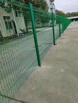 D Curvy Galvanized Welded Wire Mesh Fence Triangle Mesh D Fence