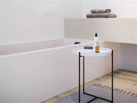 Porcelanosa Kent Cream Gloss 75x30cm