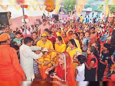 Sri Krishna Birth Anniversary Celebrated In Bhagwat Katha जन्मोत्सव