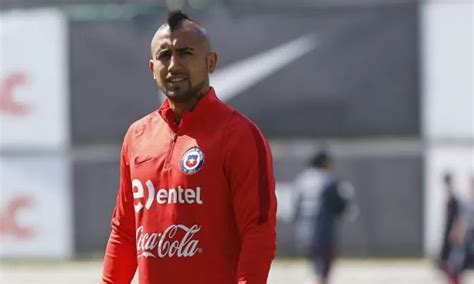 Arturo Vidal Le prometí a mi familia volver con la Copa