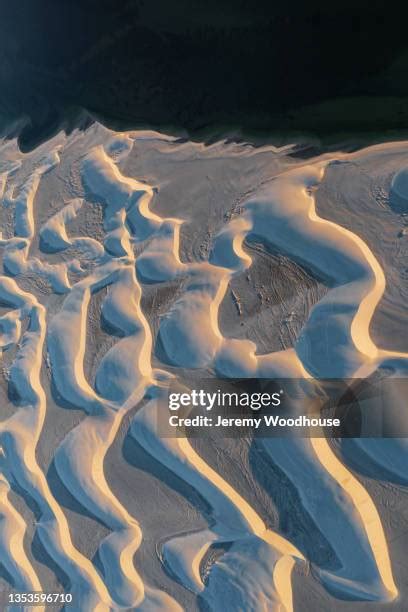 58 Parabolic Dunes Stock Photos, High-Res Pictures, and Images - Getty ...