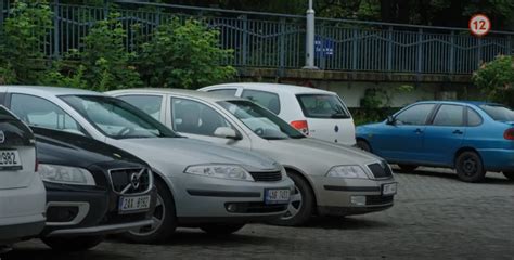 IMCDb org Seat Córdoba 1ª generación Typ 6K in Policie Modrava