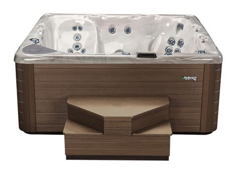 6 Person Hot Tubs | Canadian Home Leisure