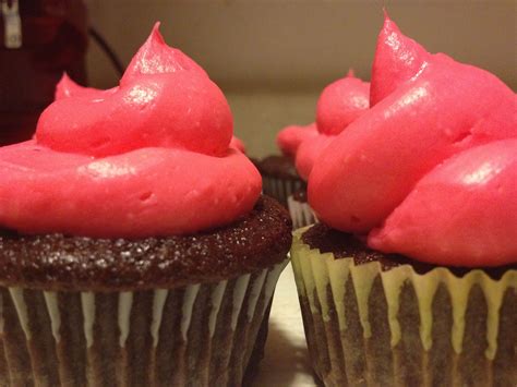 Chocolate Cupcakes With Pink Cream Cheese Frosting Chocolate Cupcakes