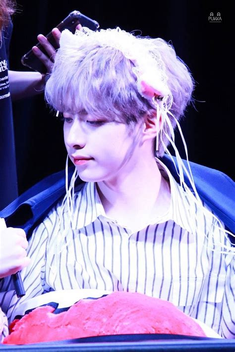 Oneus Son Dongju Xion 손동주 Kpop Sons Kim
