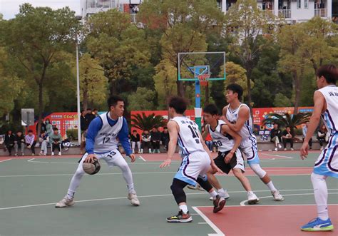 体育学院“新生杯”篮球赛圆满落幕