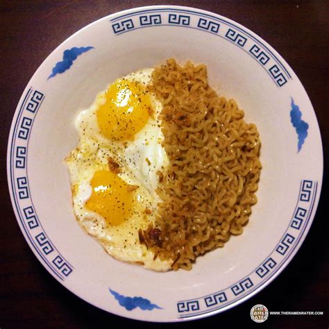599 Lucky Me Pancit Canton Chow Mein Extra Hot Chili Flavor The Ramen Rater