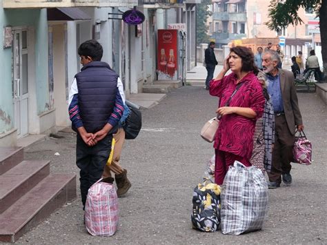 Thousands Of Armenians Flee Nagorno Karabakh Toronto Sun