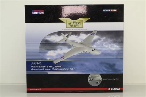 Corgi Aa39401 Vickers Valiant B Mk1 Operation Grapple Christmas