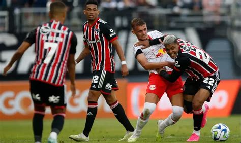 São Paulo x Bragantino veja onde assistir escalações e arbitragem