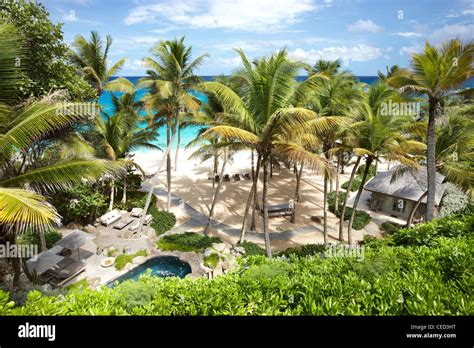 Millionaires Paradise Hi Res Stock Photography And Images Alamy