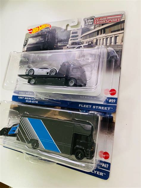 Hot Wheels Premium Team Transport Mercedes Benz CLK GTR Sauber C Fleet Street Fleet
