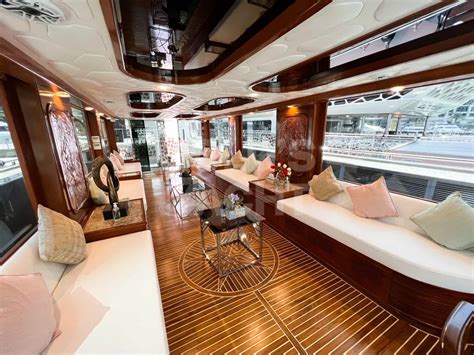 Explorer Goldeon Anthem Yacht Custom Built Standard Yacht Rent In