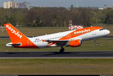 OE LQD EasyJet Europe Airbus A319 111 Photo By Severin Hackenberger